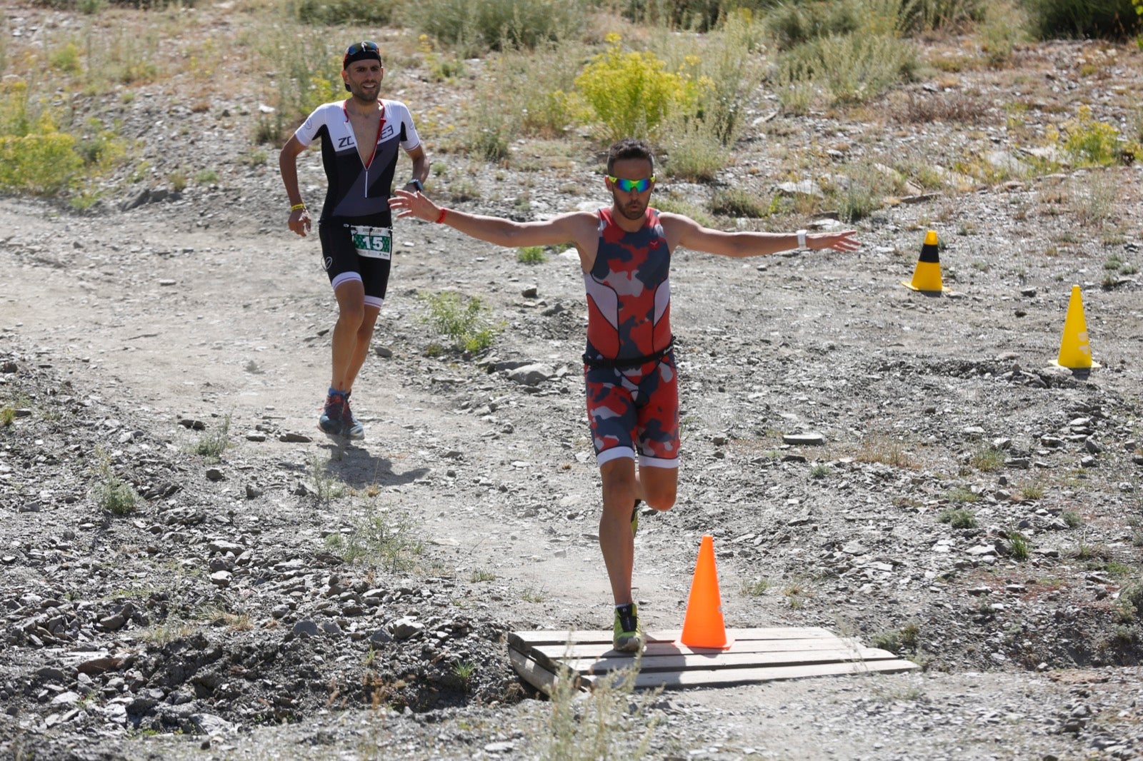 Fotos: Nos metemos e lleno en el espectacular triatlón de Sierra Nevada: así ha sido