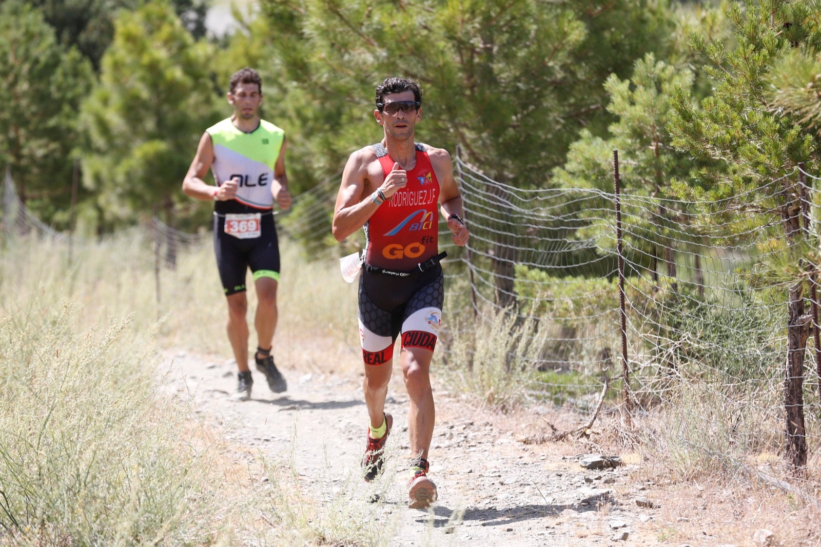 Fotos: Nos metemos e lleno en el espectacular triatlón de Sierra Nevada: así ha sido