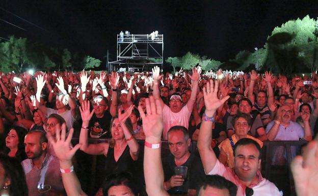 Público asistente al concierto en Úbeda.