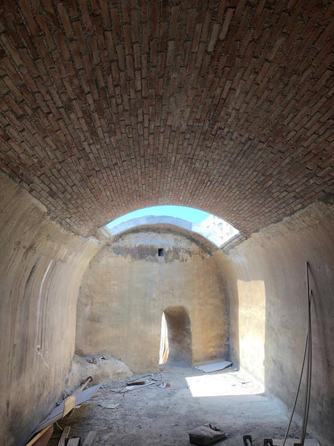 Las obras para convertir el antiguo aljibe de Torrenueva en un museo empezaron en mayo. Así ha ido cambiando su estructura foto a foto.