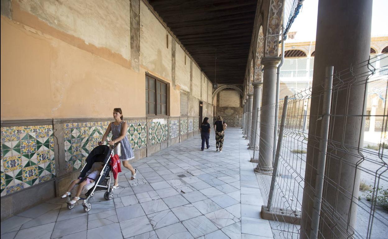 Obras en Granada: La restauración pendiente del hospital San Juan de Dios comienza en septiembre