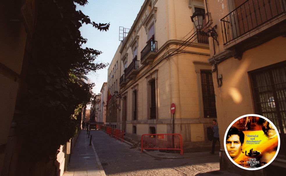 4. Calle Duquesa: la película 'Muerte en Granada' (1997) de Marcos Zurinaga está ambientada en las calles del centro y los alrededores de la Facultad de Derecho. La historia explora los acontecimientos que rodearon la muerte de Lorca.