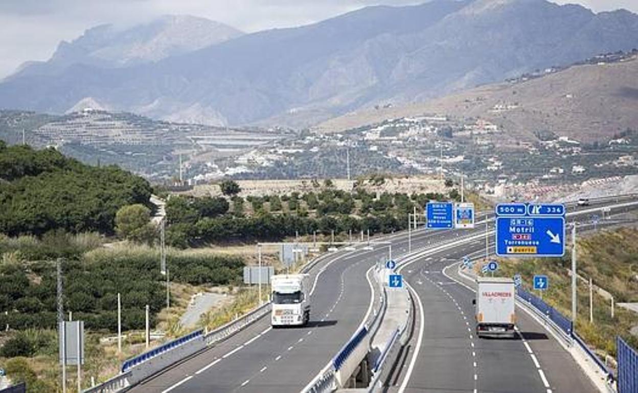 Pagar en las autovías: el Gobierno estudia que que dejen de ser gratis