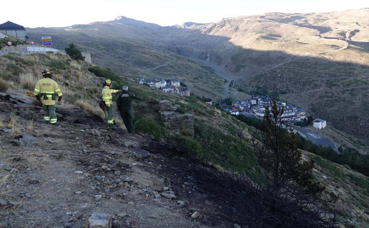 Incendio en Sierra Nevada: «El incendio anoche pudo terminar en una tragedia: urge un parque de bomberos»