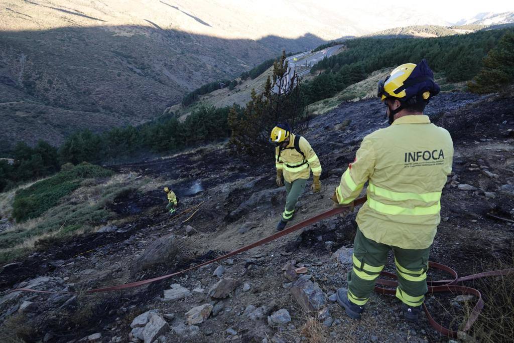 Fotos: Visitamos el lugar del incendio en Pradollano