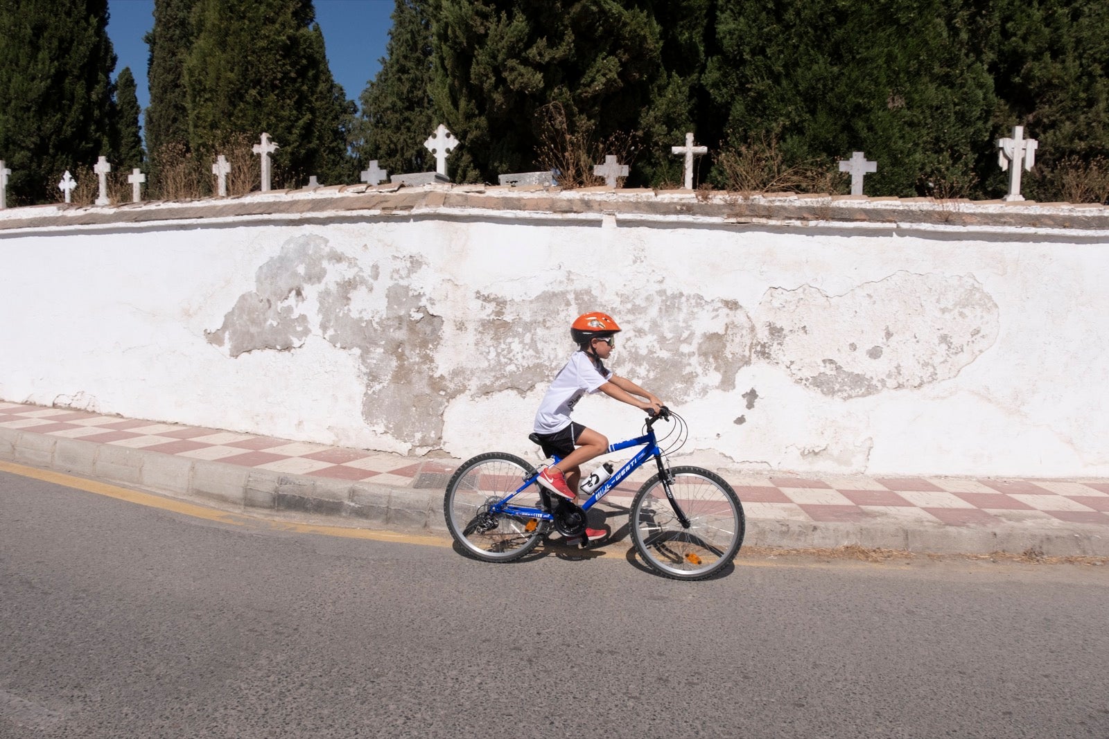 Decenas de personas de todas las edades participan en la XXVII edición del Día de la Bicicleta en Cúllar Vega