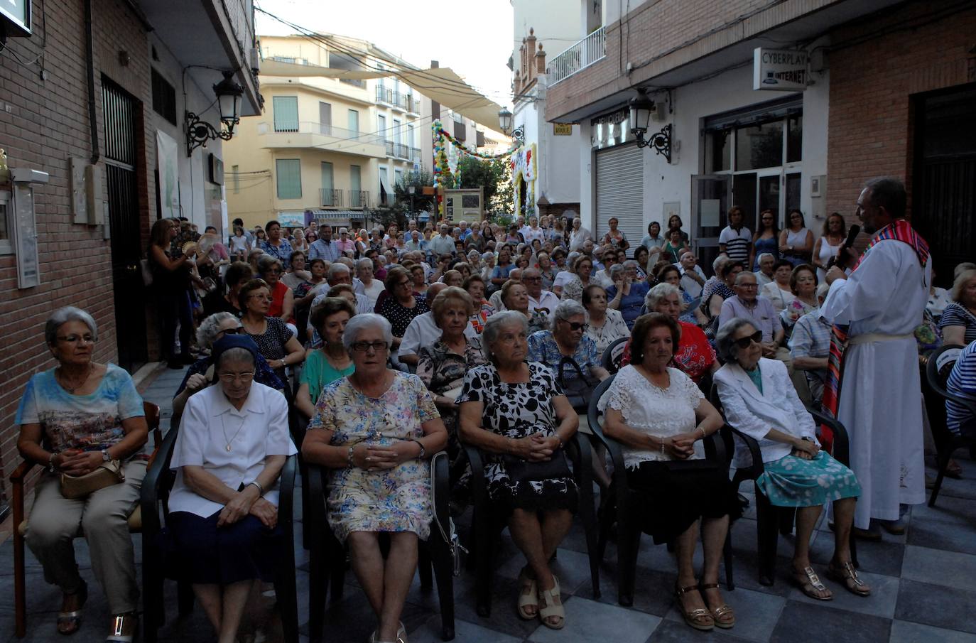 En la localidad ha procesionado por primera vez la imagen de San Roque