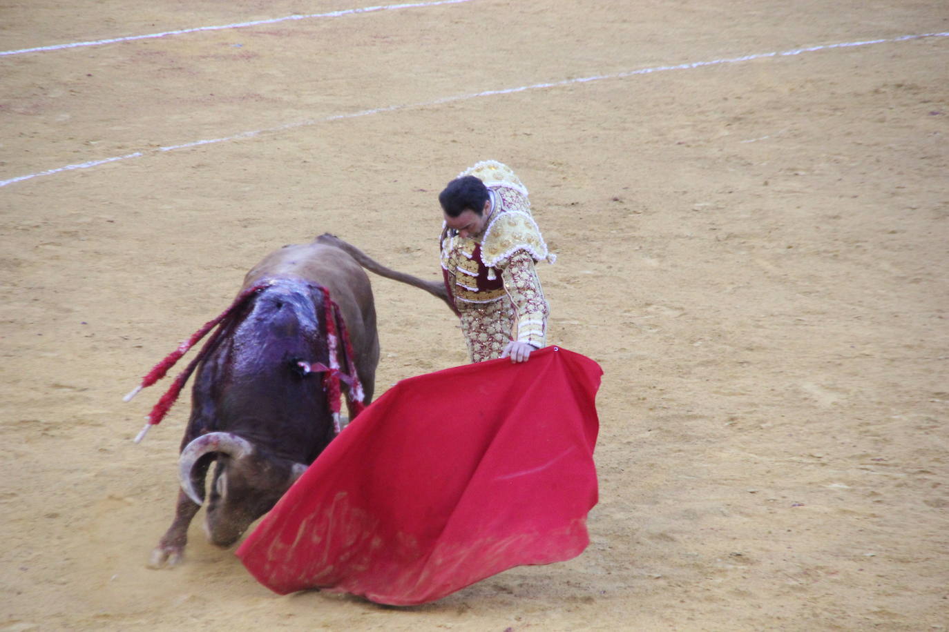 Fotos: La tarde de toros del lunes de Feria en Almería, foto a foto