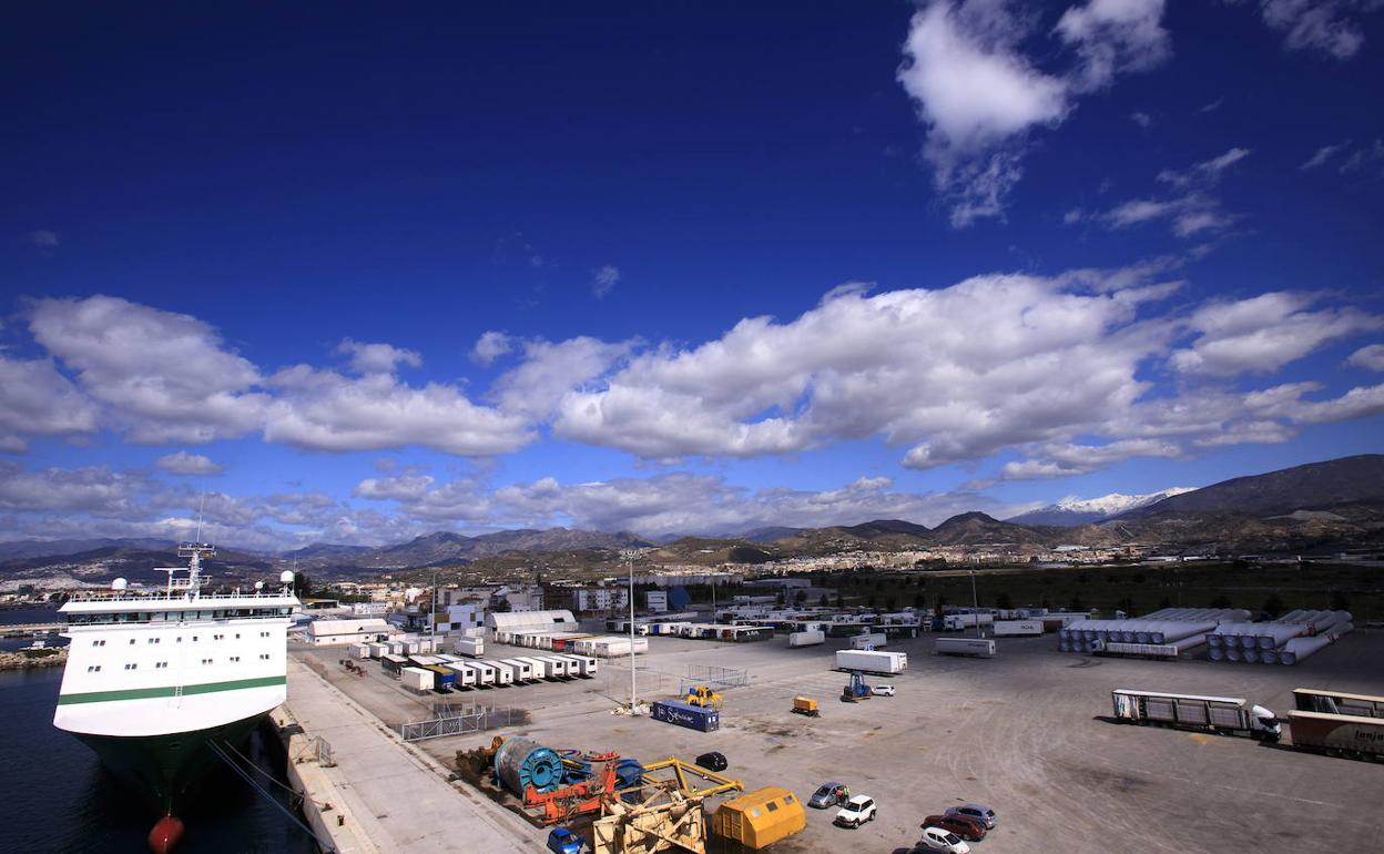 El Plan Director del Puerto busca el visto bueno de Medio Ambiente para iniciar su desarrollo