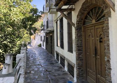 Imagen secundaria 1 - Pampaneira, un tranquilo deambular