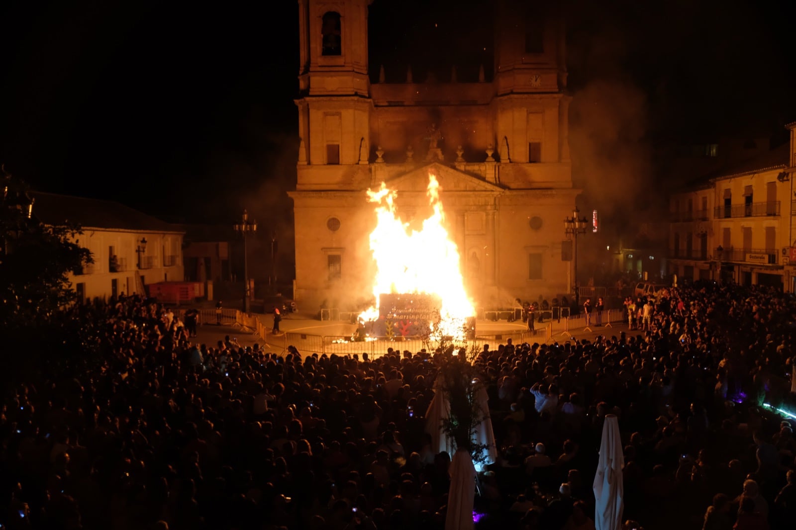 Momento mágico de las fiestas de Santa Fe que se celebran hasta el próximo domingo