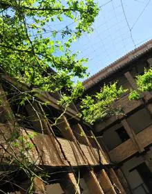 Imagen secundaria 2 - Jardín casa del Chapiz; desde las arquerías de Dar al Horra; Corral del Carbón 