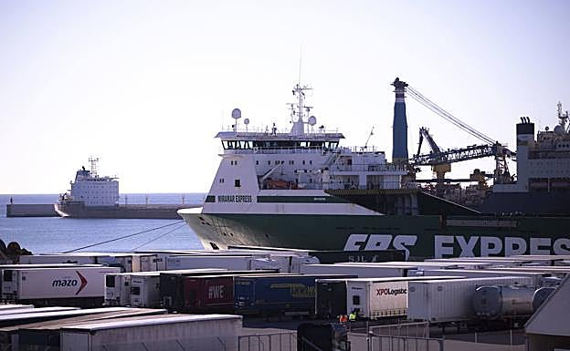 El Puerto ve prioritario conseguir la conexión ferroviaria entre Granada y Motril.