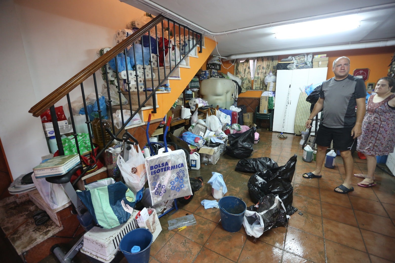 Fotos: Una gran tormenta inunda Granada y deja más de 150 incidencias