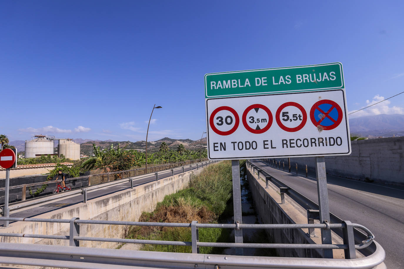 Las Brujas de Motril se limpierán este mes. 