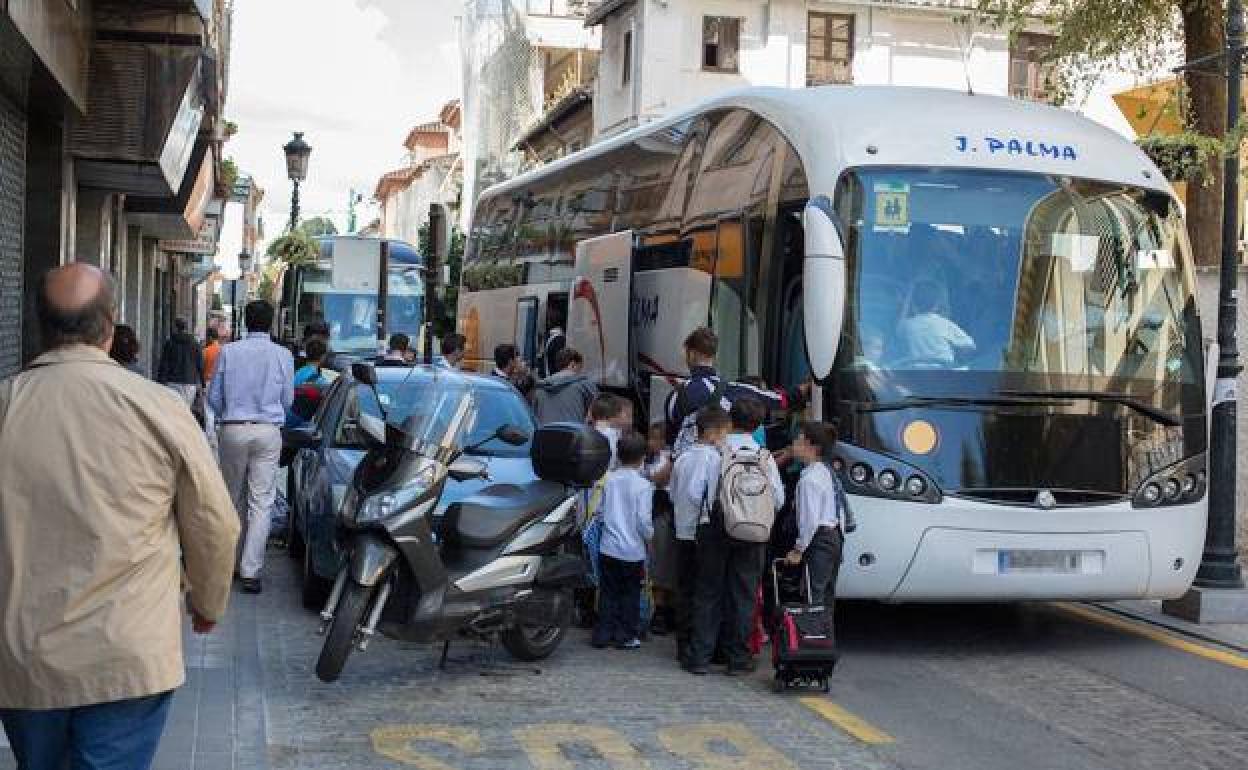 Aviso a los padres: las 11 condiciones que debe cumplir un autobús escolar para ser seguro