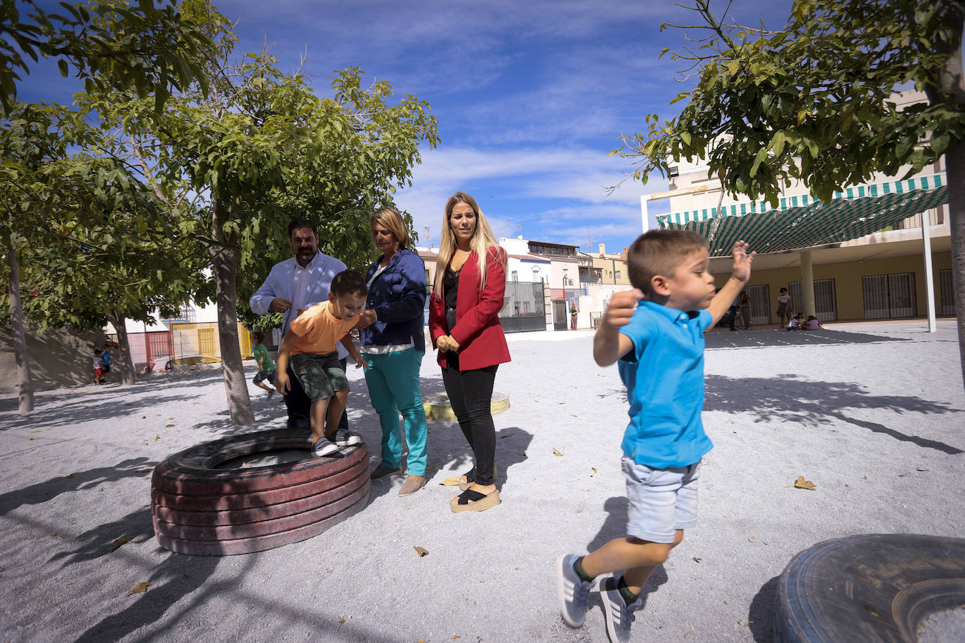 Más de 5.500 alumnos inician sus clases en Motril, en un comienzo de curso sin incidentes