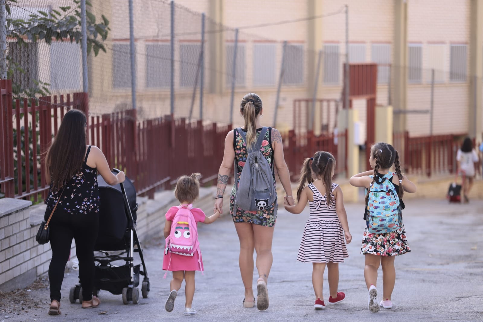 Miles de pequeños de la capital y la provincia han regresado este martes a las aulas para el curso académico 2019/2020 
