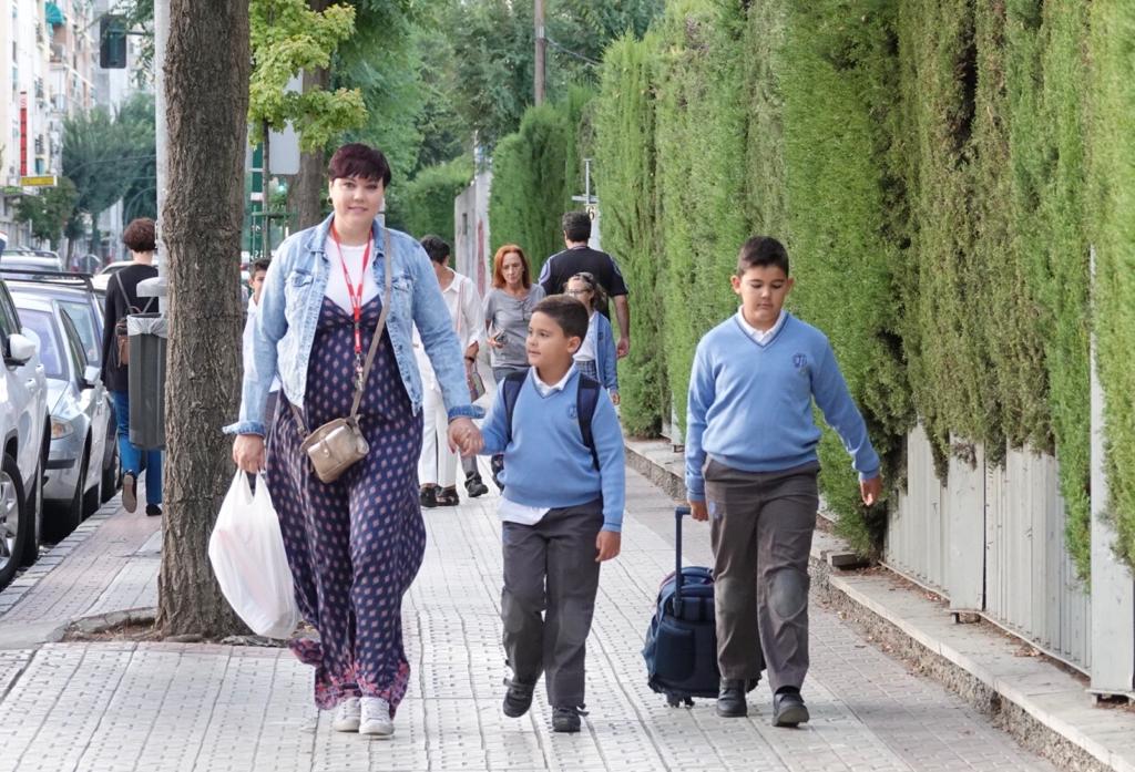 Miles de pequeños de la capital y la provincia han regresado este martes a las aulas para el curso académico 2019/2020 