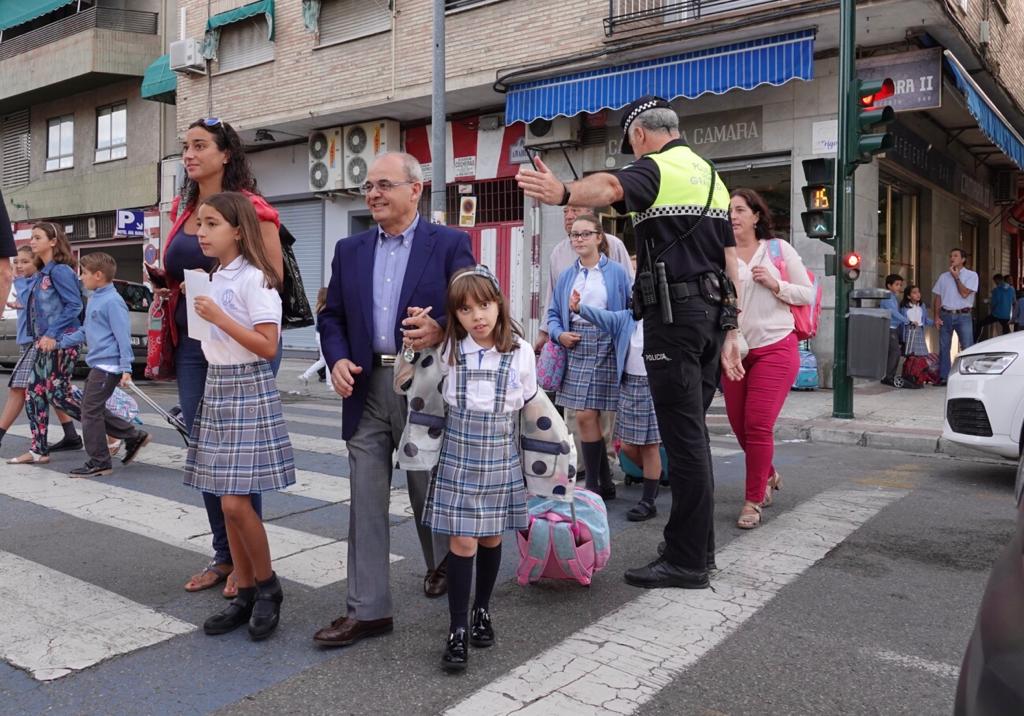 Miles de pequeños de la capital y la provincia han regresado este martes a las aulas para el curso académico 2019/2020 