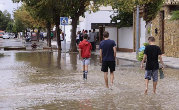 Santa Fe, con balsas de agua después de la tormenta. 