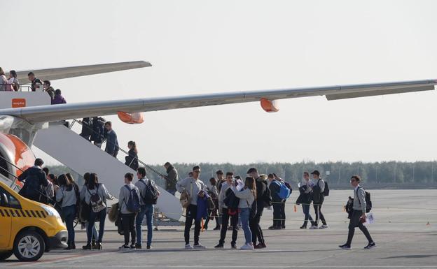 El aeropuerto de Granada esquiva la quiebra de la empresa de viajes británica Thomas Cook