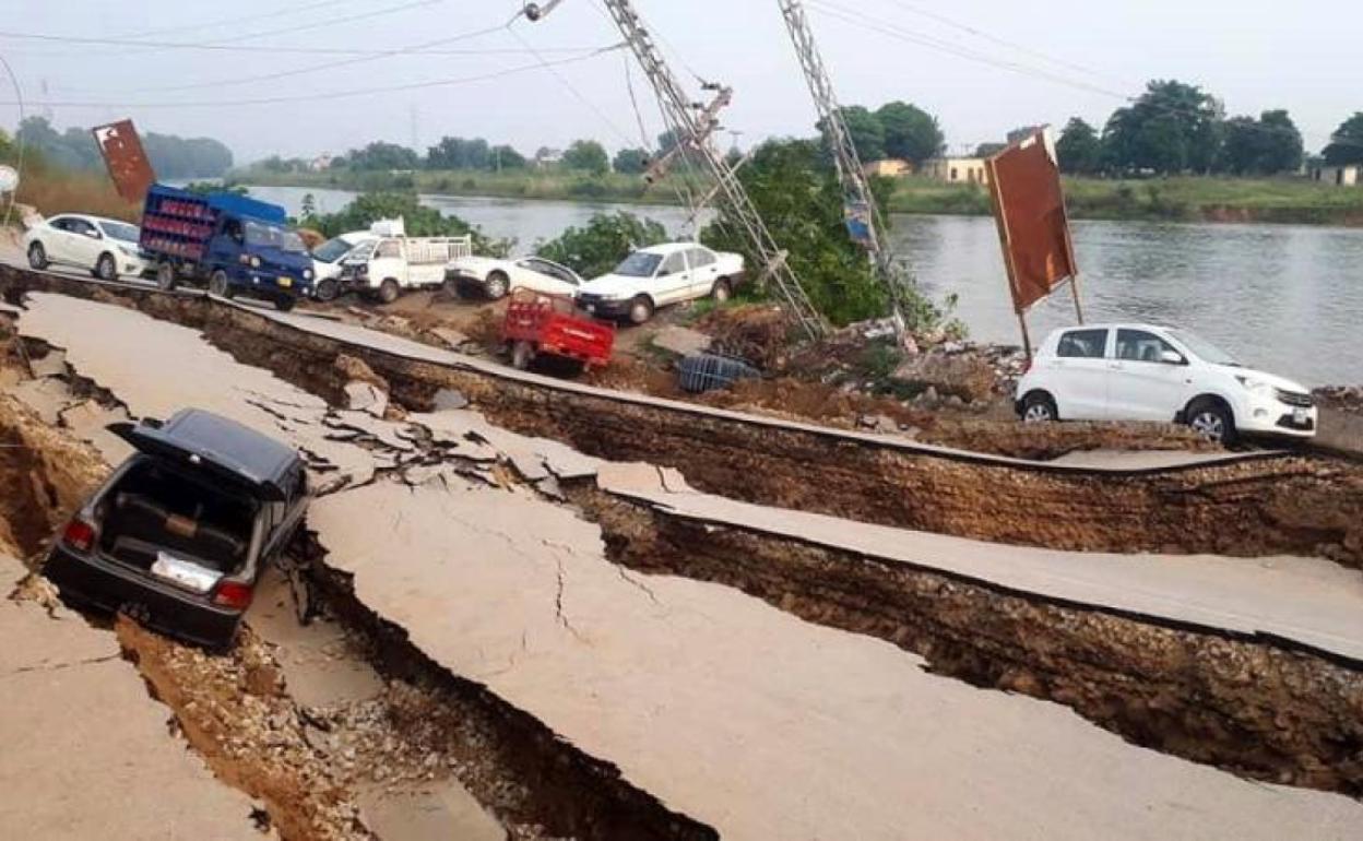 Daños provocados por el terremoto de este martes en Pakistán. 