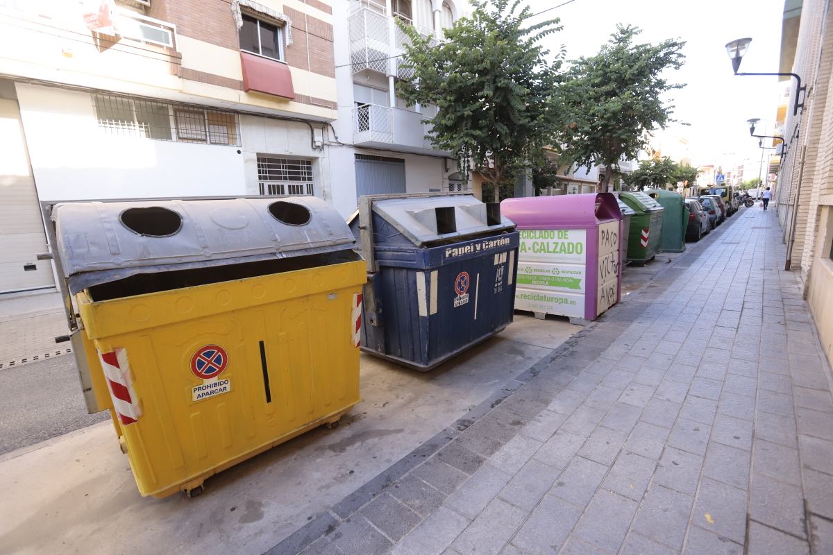 Existen puntos de la ciudad en los que la basura está retirada y el aspecto del centro de la ciudad ya es mucho mejor 