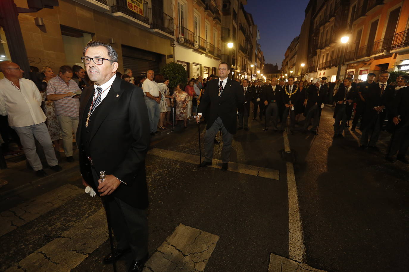 La Romería de San Miguel en el Albaicín y los puestos en la Carrera anticipan una tarde espléndida de devoción a la Virgen de las Angustias 