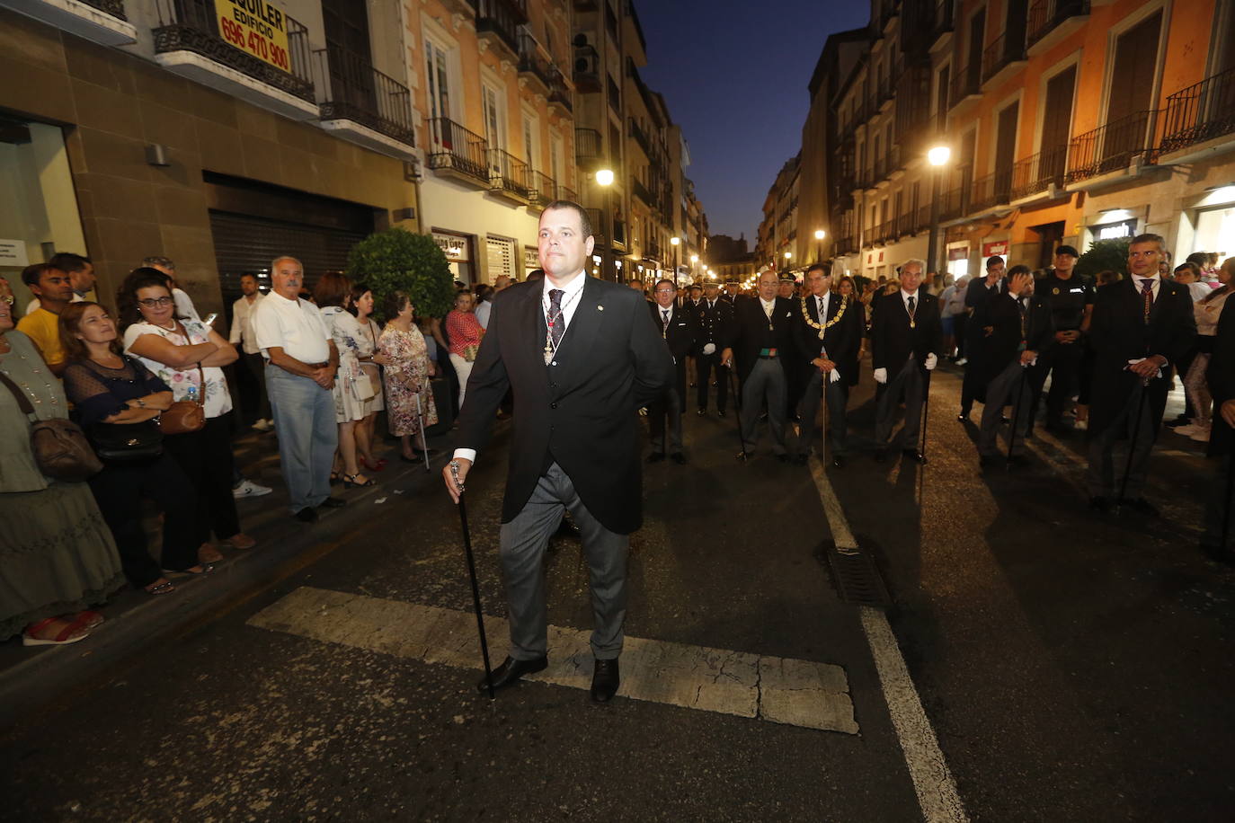 La Romería de San Miguel en el Albaicín y los puestos en la Carrera anticipan una tarde espléndida de devoción a la Virgen de las Angustias 