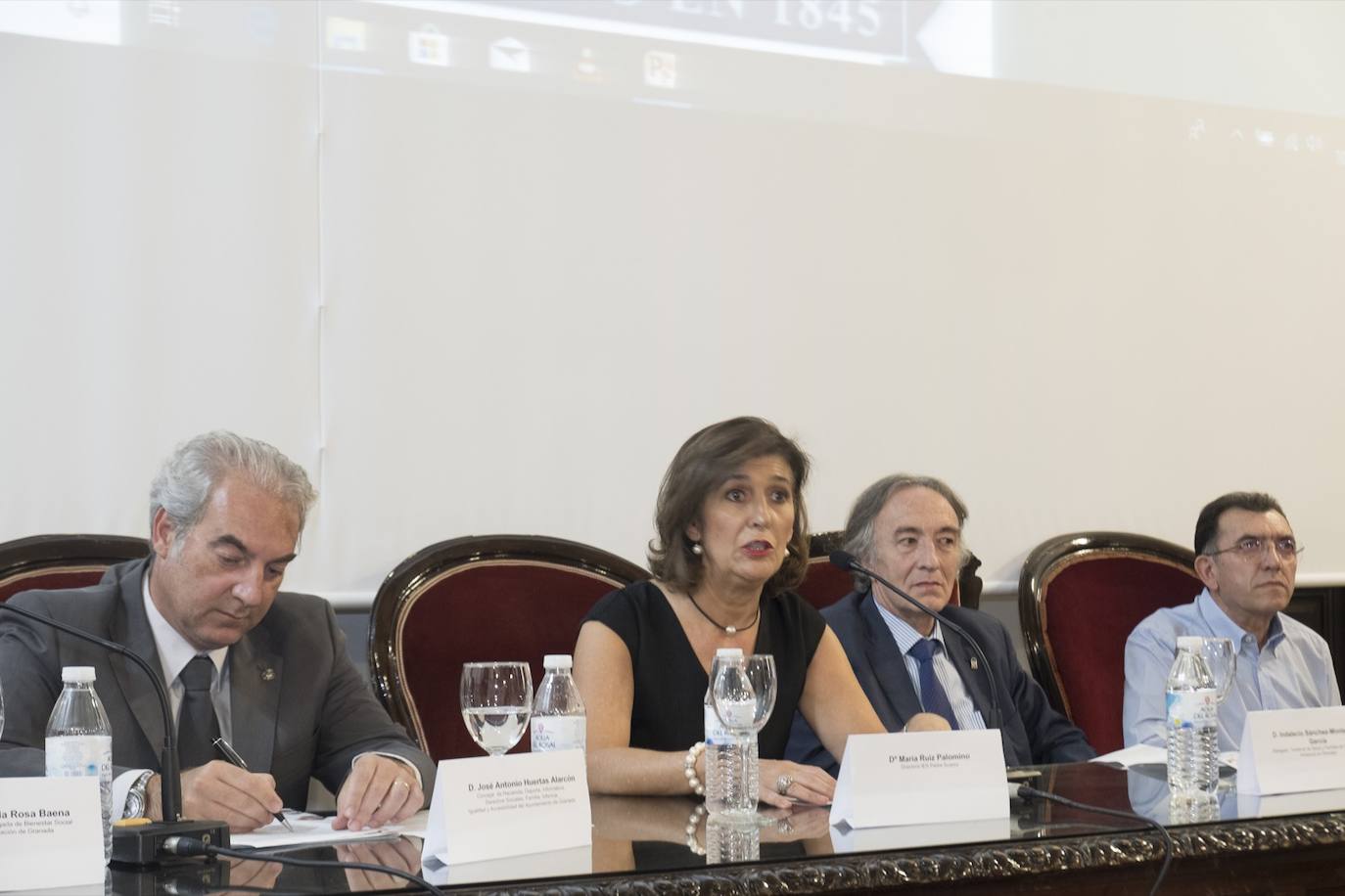 El acto se ha celebrado en el salón de actos IES Padre Suárez de Granada 