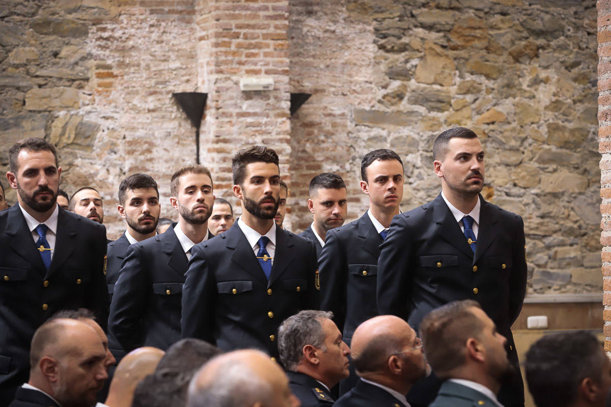 La alcaldesa del municipio, Luisa García Chamorro, ha hecho referencia a la formidable labor que realiza la Policía Nacional en la atención a los miles de motrileños 