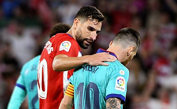 Granada CF | Dos renovaciones en plena negociación