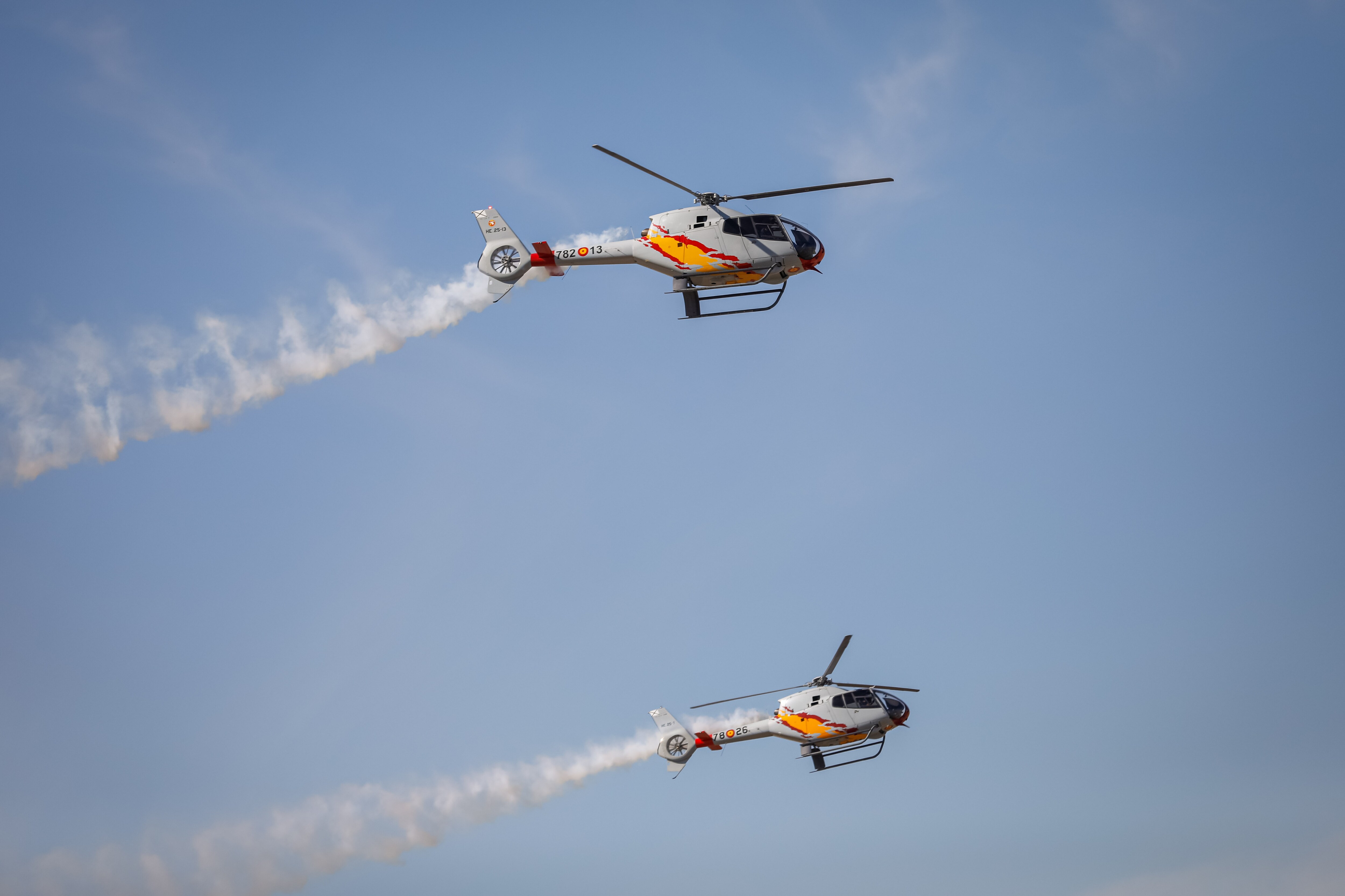 Fotos: Espectacular exhibición del Ejército del Aire en Armilla