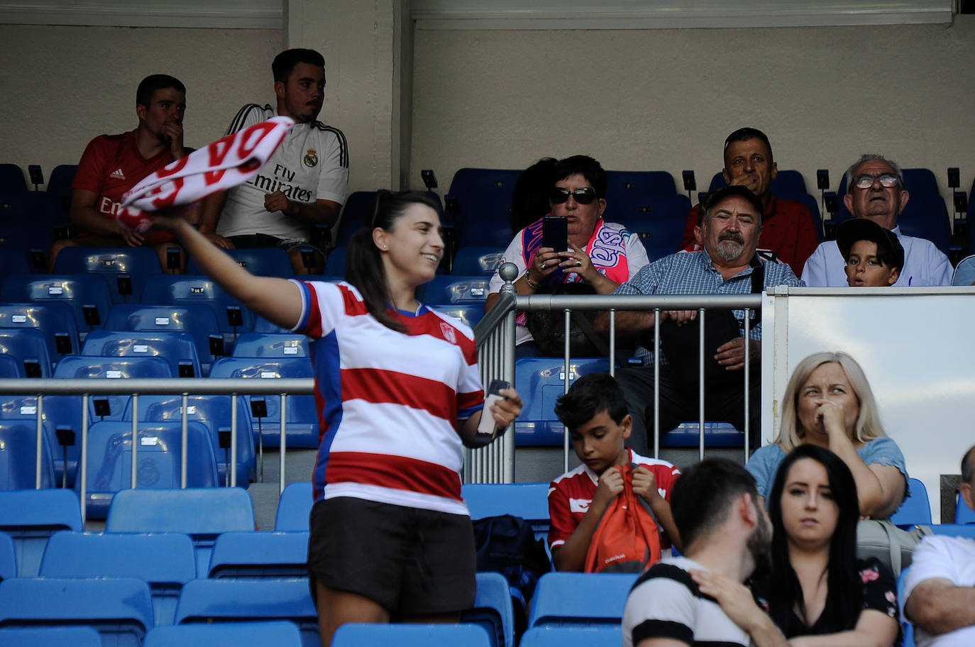 Fotos: Todos los detalles del Real Madrid-Granada