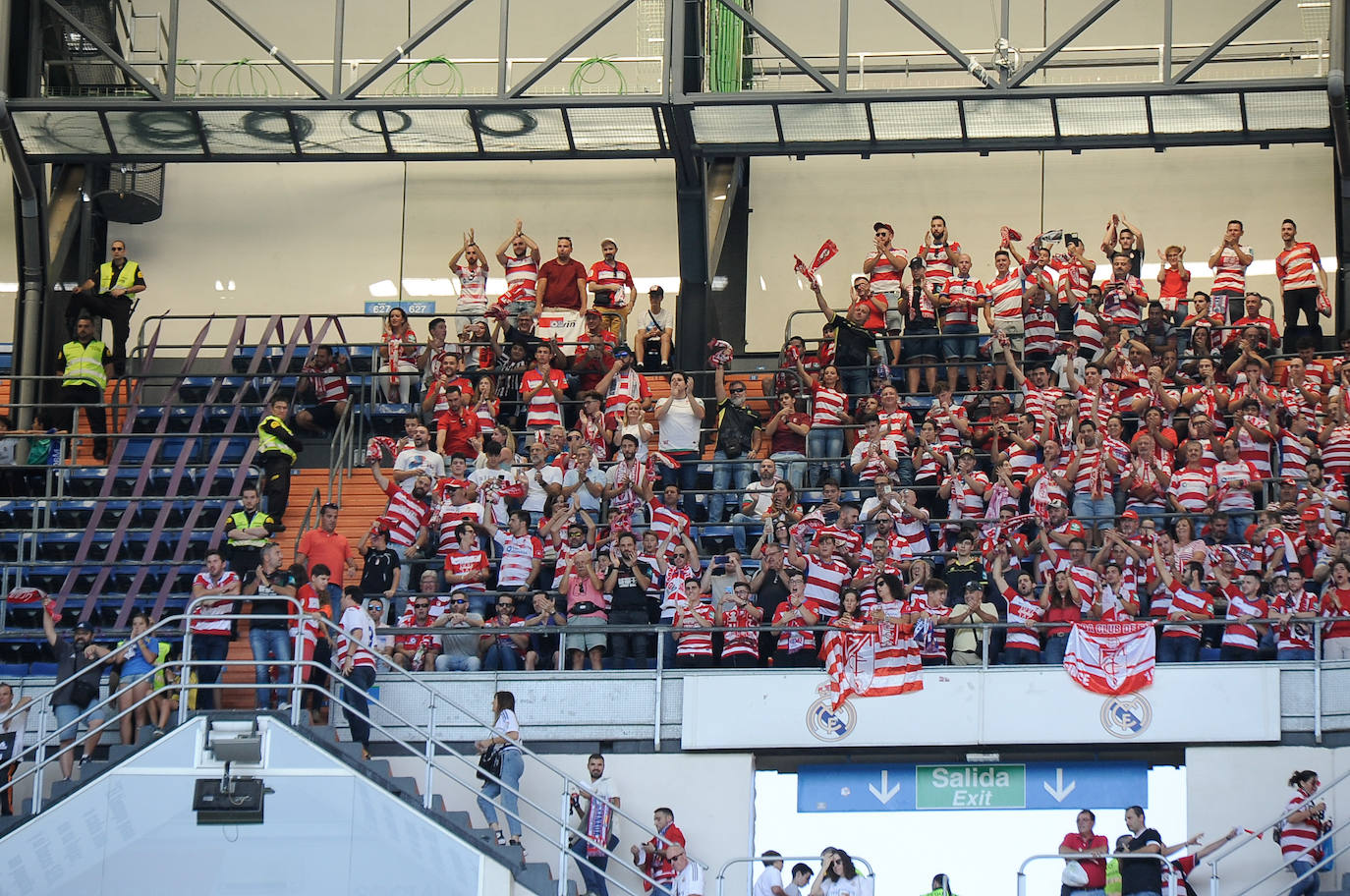Fotos: Todos los detalles del Real Madrid-Granada