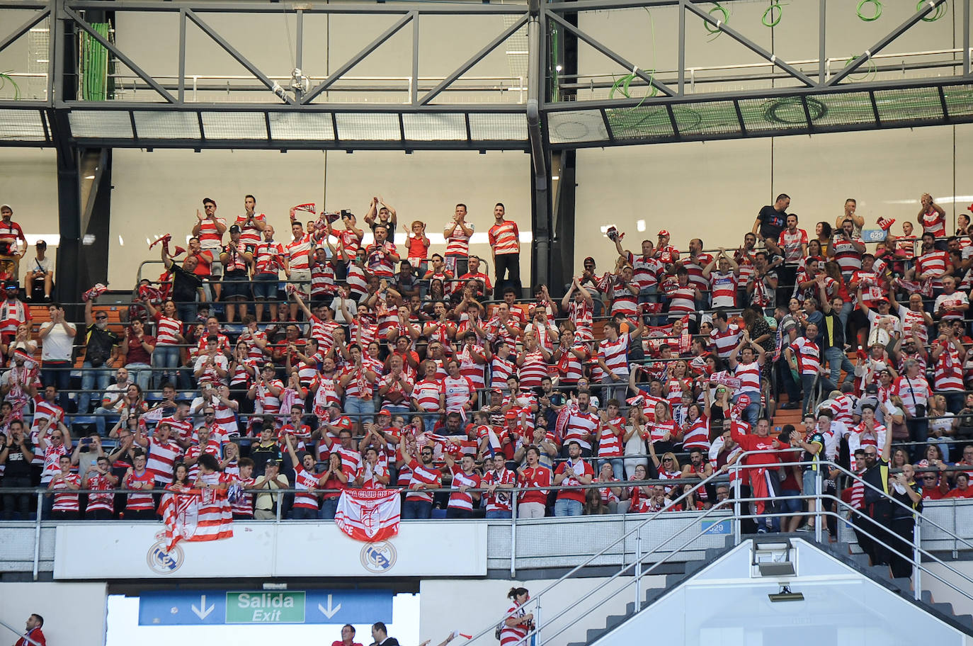 Fotos: Todos los detalles del Real Madrid-Granada