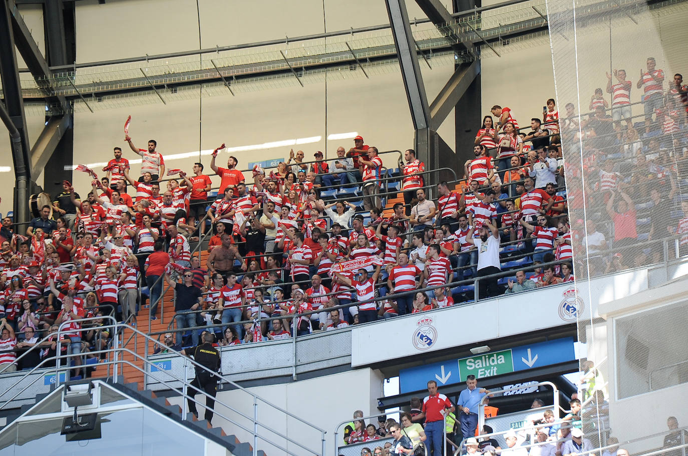 Fotos: Todos los detalles del Real Madrid-Granada