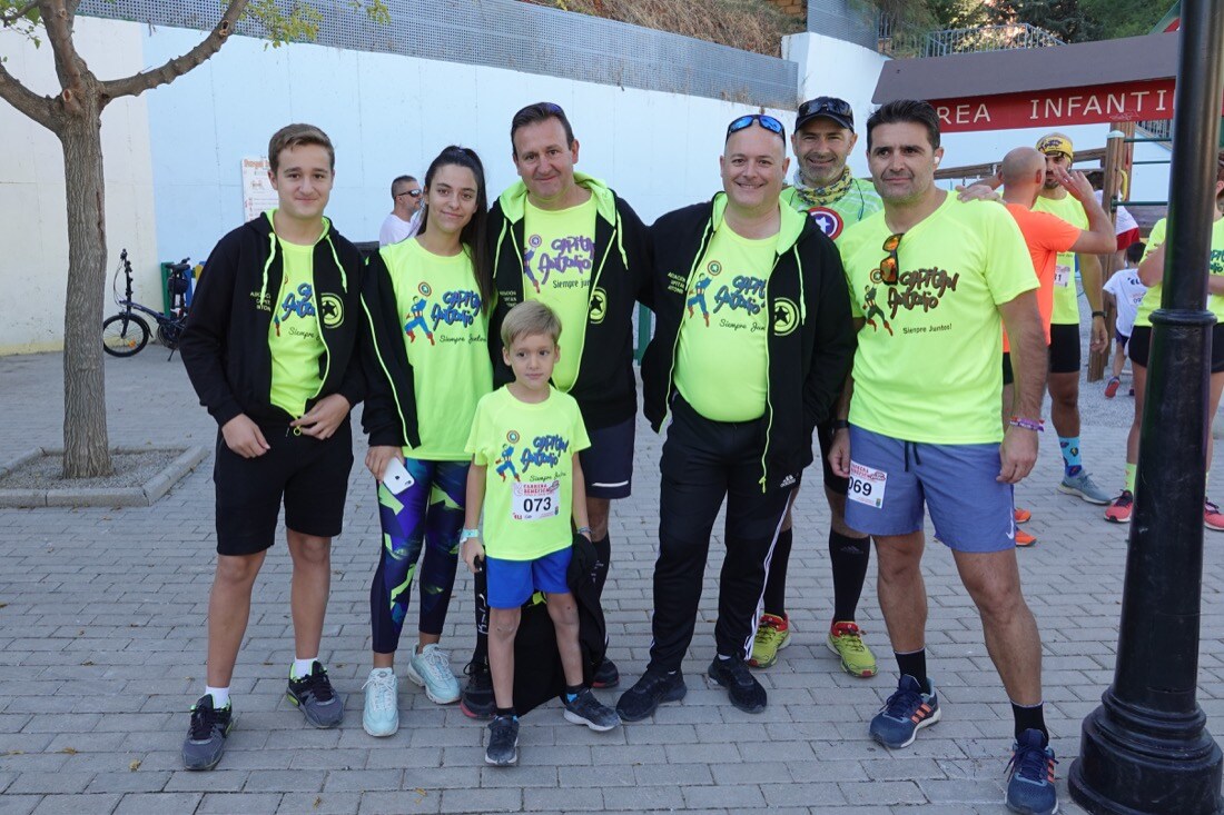 Fotos: Los Pequeños Héroes de Granada visibilizan la lucha contra el cáncer infantil