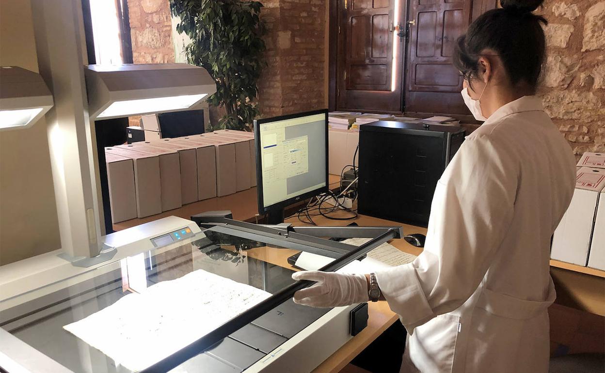 El IEG está trabajando en la digitalización de estos fondos. :: ideal