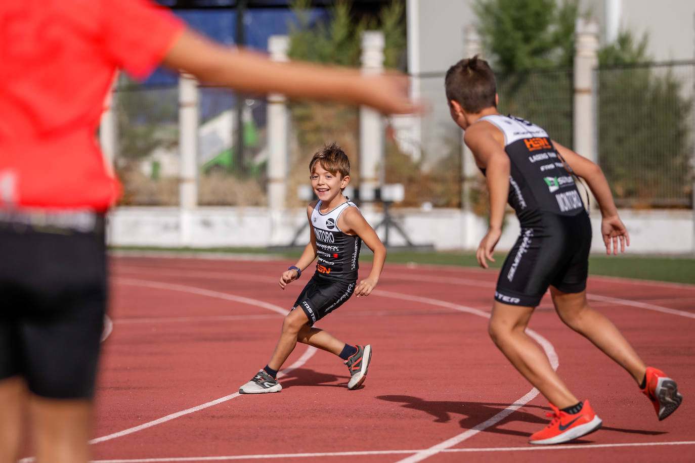 IDEAL entra en la escuela de triatlón Atarfe Tribabyschool, la única en toda la provincia, de reciente creación junto al club de atletismo local, Acidesa y Caja Rural 