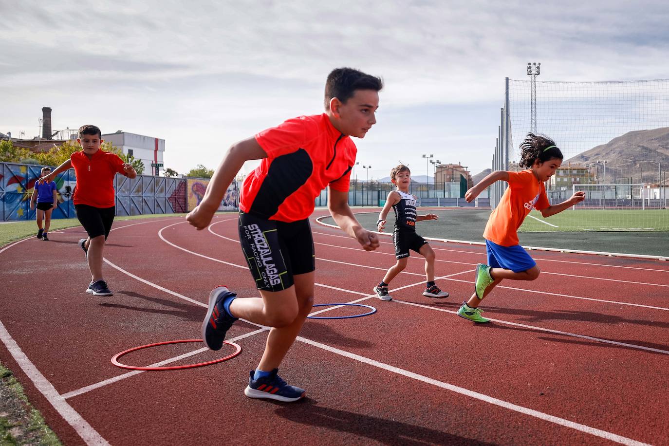 IDEAL entra en la escuela de triatlón Atarfe Tribabyschool, la única en toda la provincia, de reciente creación junto al club de atletismo local, Acidesa y Caja Rural 
