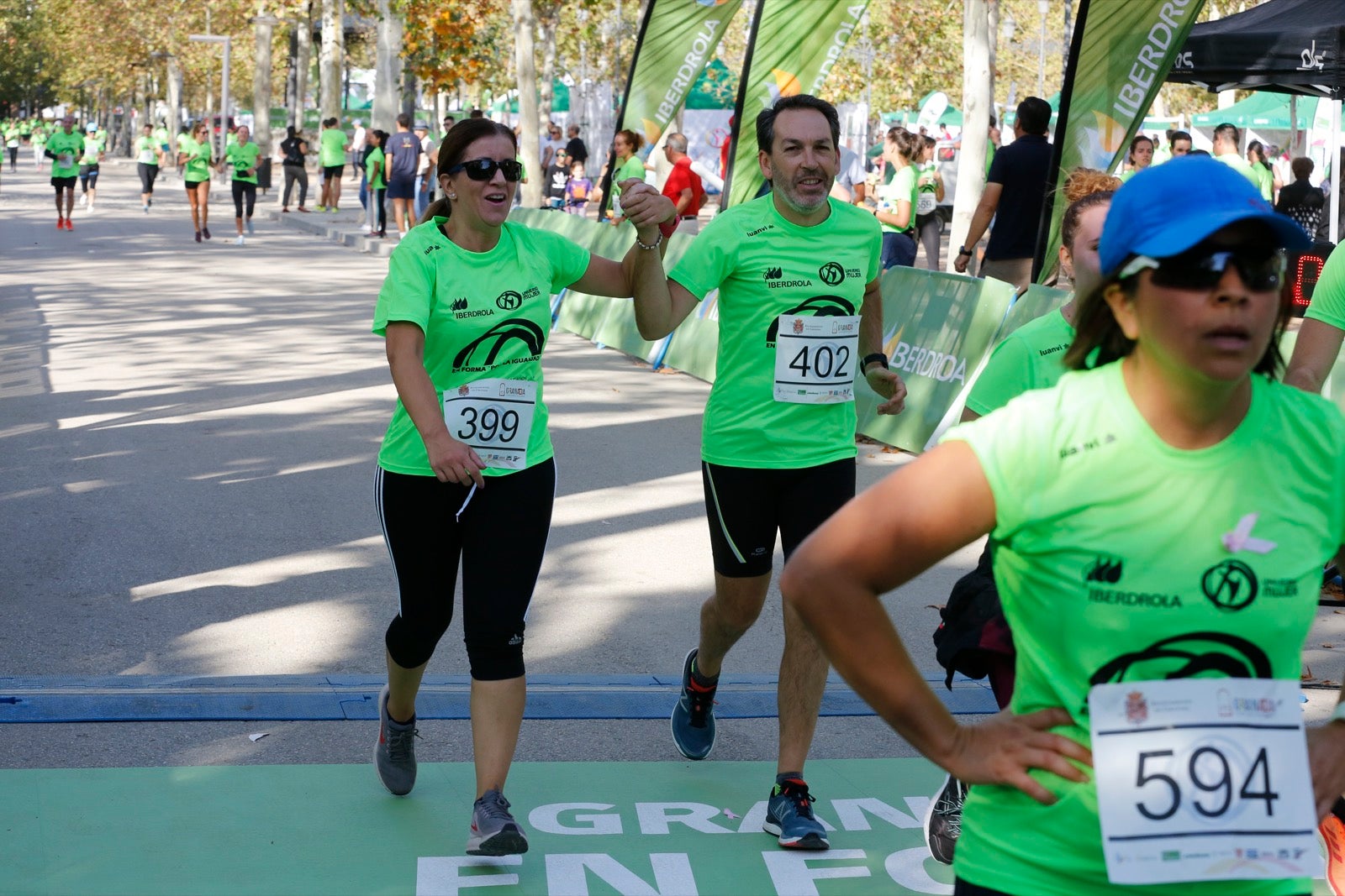 María José Rienda realizó el corte simbólico de la cinta de salida junto al alcalde Luis Salvador ante deportistas de tanto nivel como María Pérez, que ganó la prueba femenina, o la madrina Laura Bueno