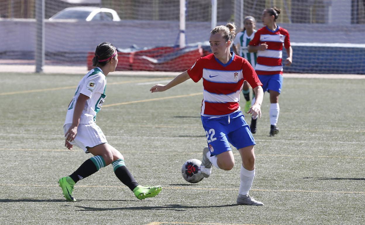 Acción del duelo del pasado domingo ante el Córdoba. 