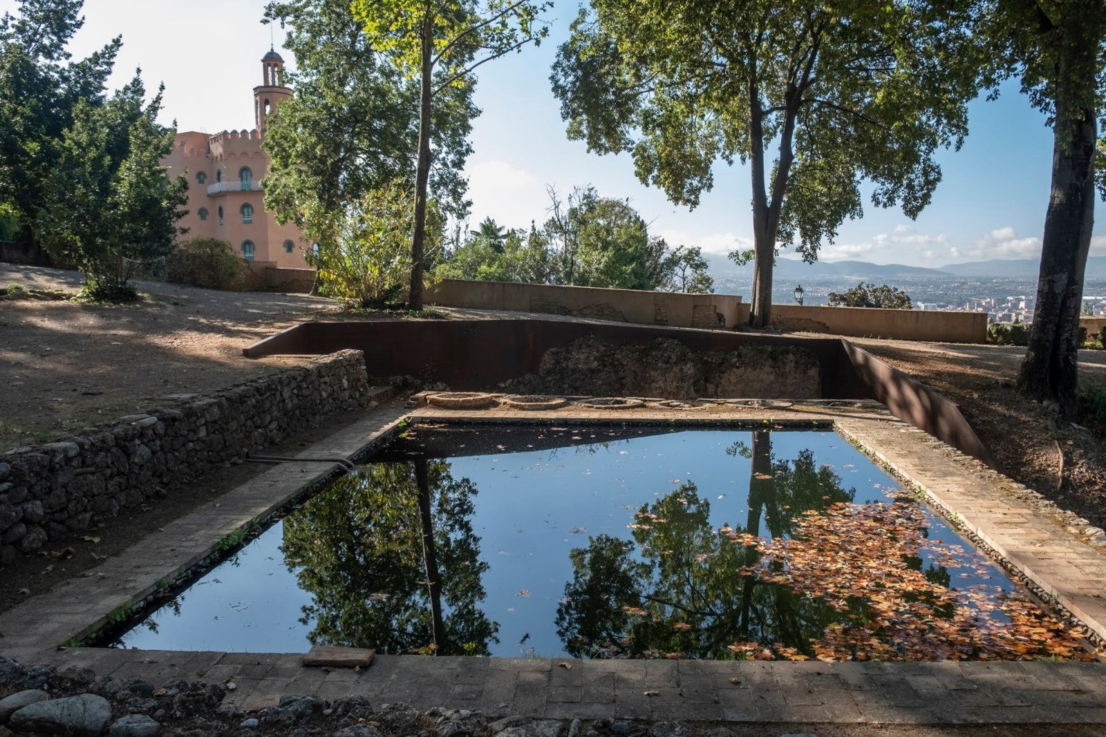 Los granadinos van ganando espacios para su conocimiento de la ciudad y de la Alhambra