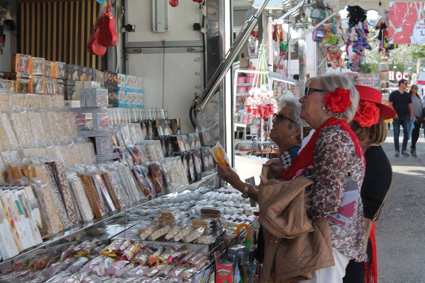 La jornada ha dado para mucho, desde comidas de empresa, encuentros y reuniones de amigos hasta el Día del Niño