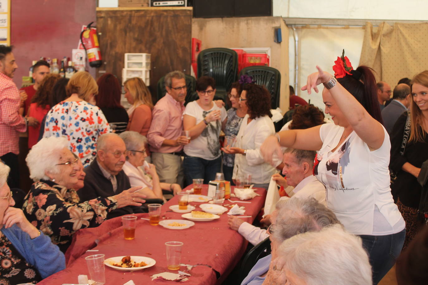 La jornada ha dado para mucho, desde comidas de empresa, encuentros y reuniones de amigos hasta el Día del Niño