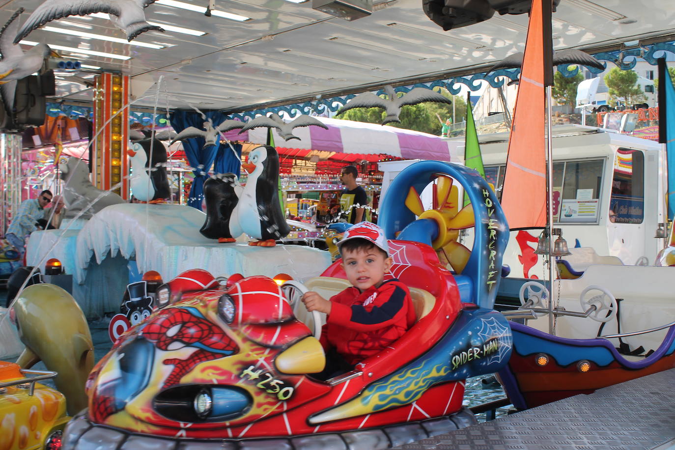 La jornada ha dado para mucho, desde comidas de empresa, encuentros y reuniones de amigos hasta el Día del Niño