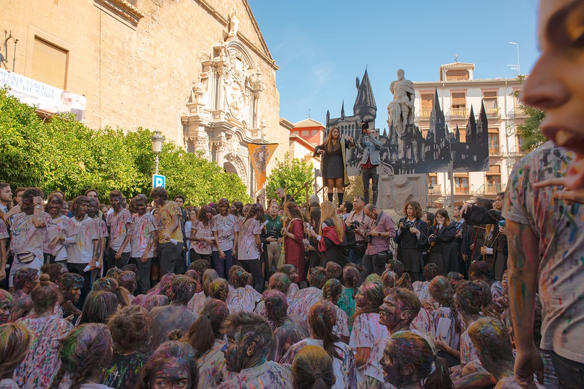 Los alumanos de la Facultad de Medicina celebran el día de su patrón con la tradicional recepción