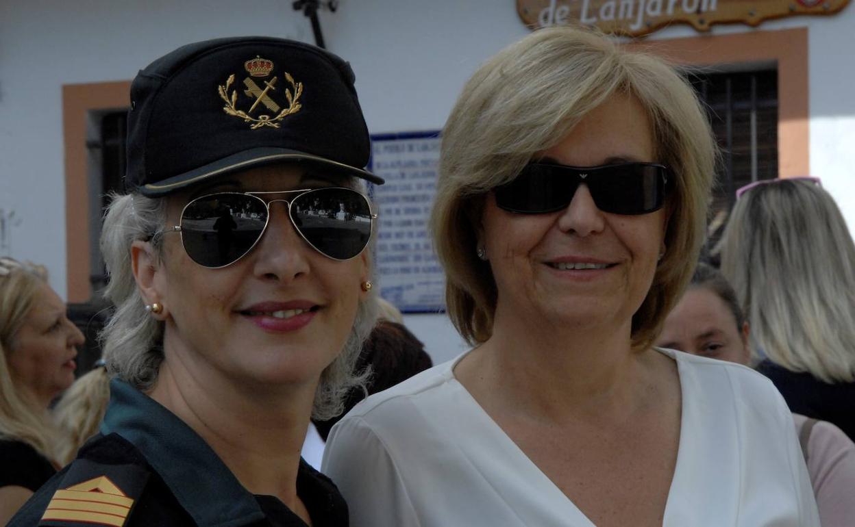 El Ayuntamiento de Lanjarón homenajea a las 75 mujeres que trabajan en organismos públicos
